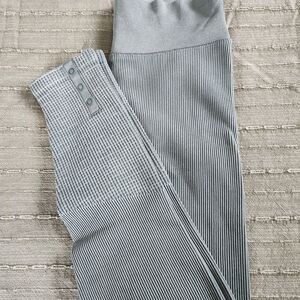 Aerie Sage Green Ribbed Leggings